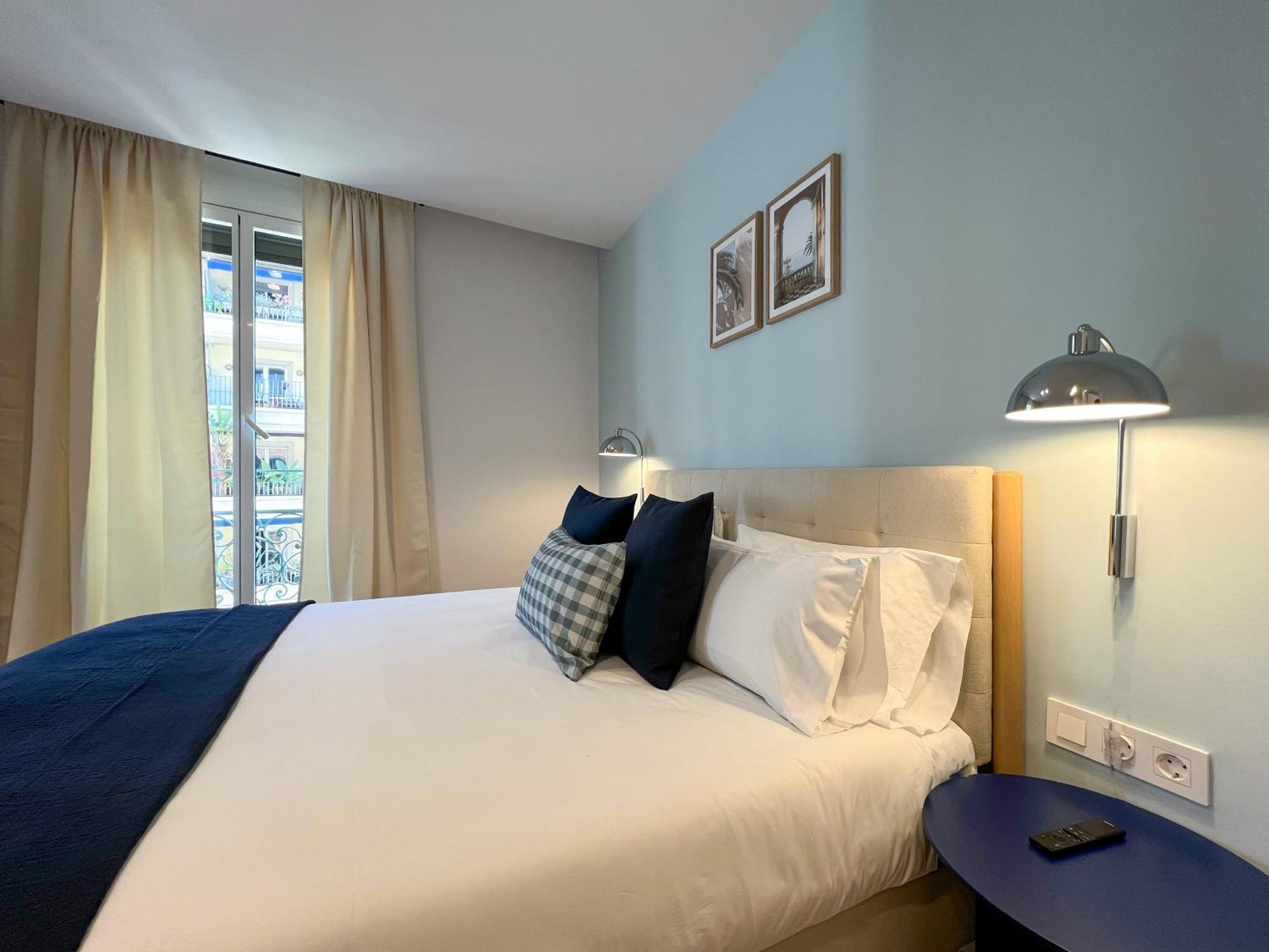 Stay U-Nique Apartments Balmes II Barcelona Buitenkant foto